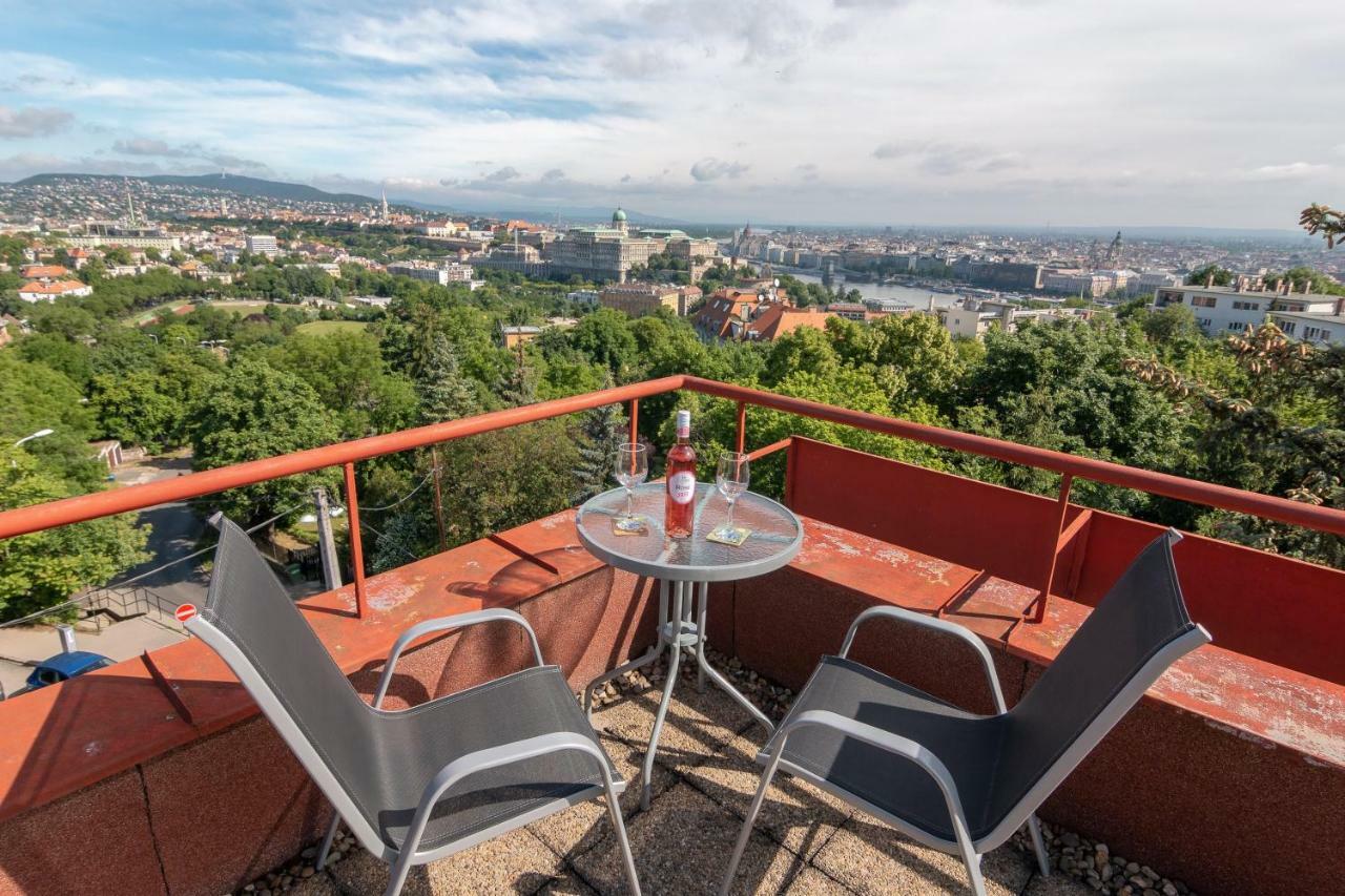 Apartment On Gellert Hill Downtown With Free Garage & Castle View Будапешт Экстерьер фото