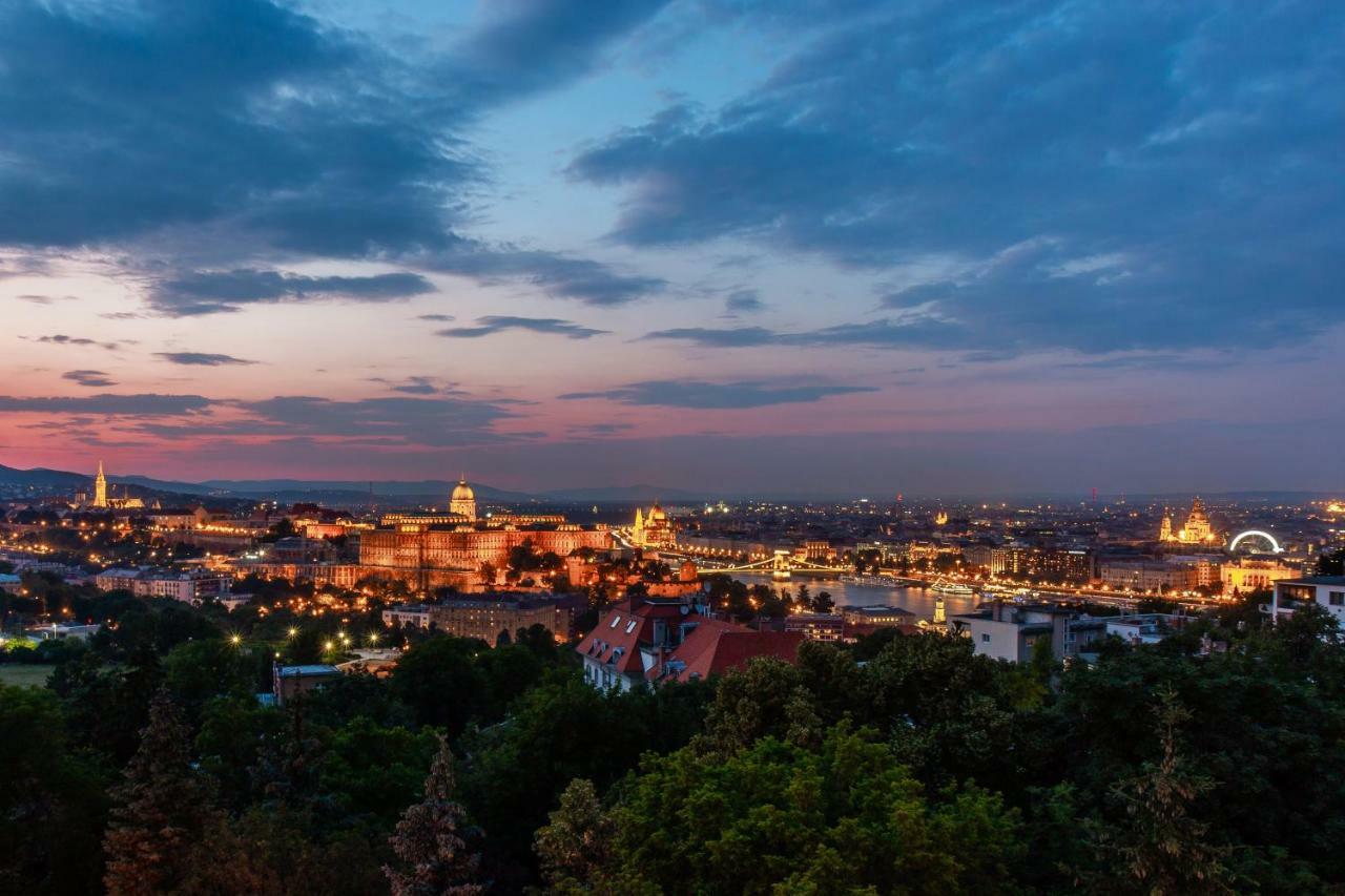 Apartment On Gellert Hill Downtown With Free Garage & Castle View Будапешт Экстерьер фото